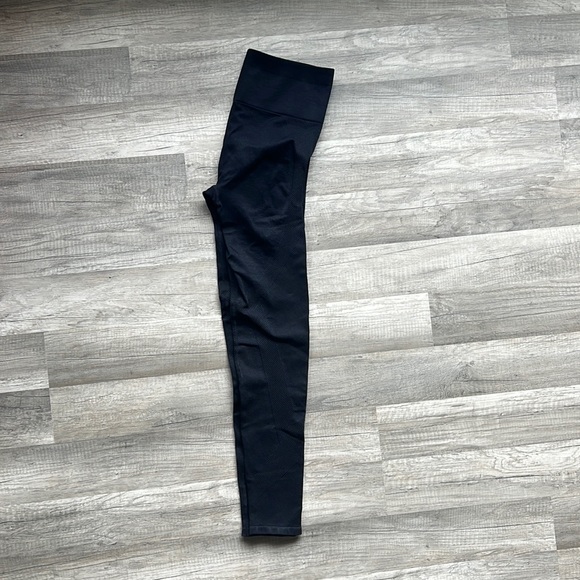 Fabletics Ribbed Leggings - Picture 1 of 3